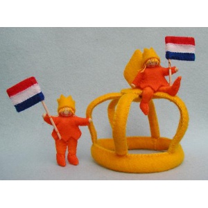 Koningskinderen met vlaggetjes
